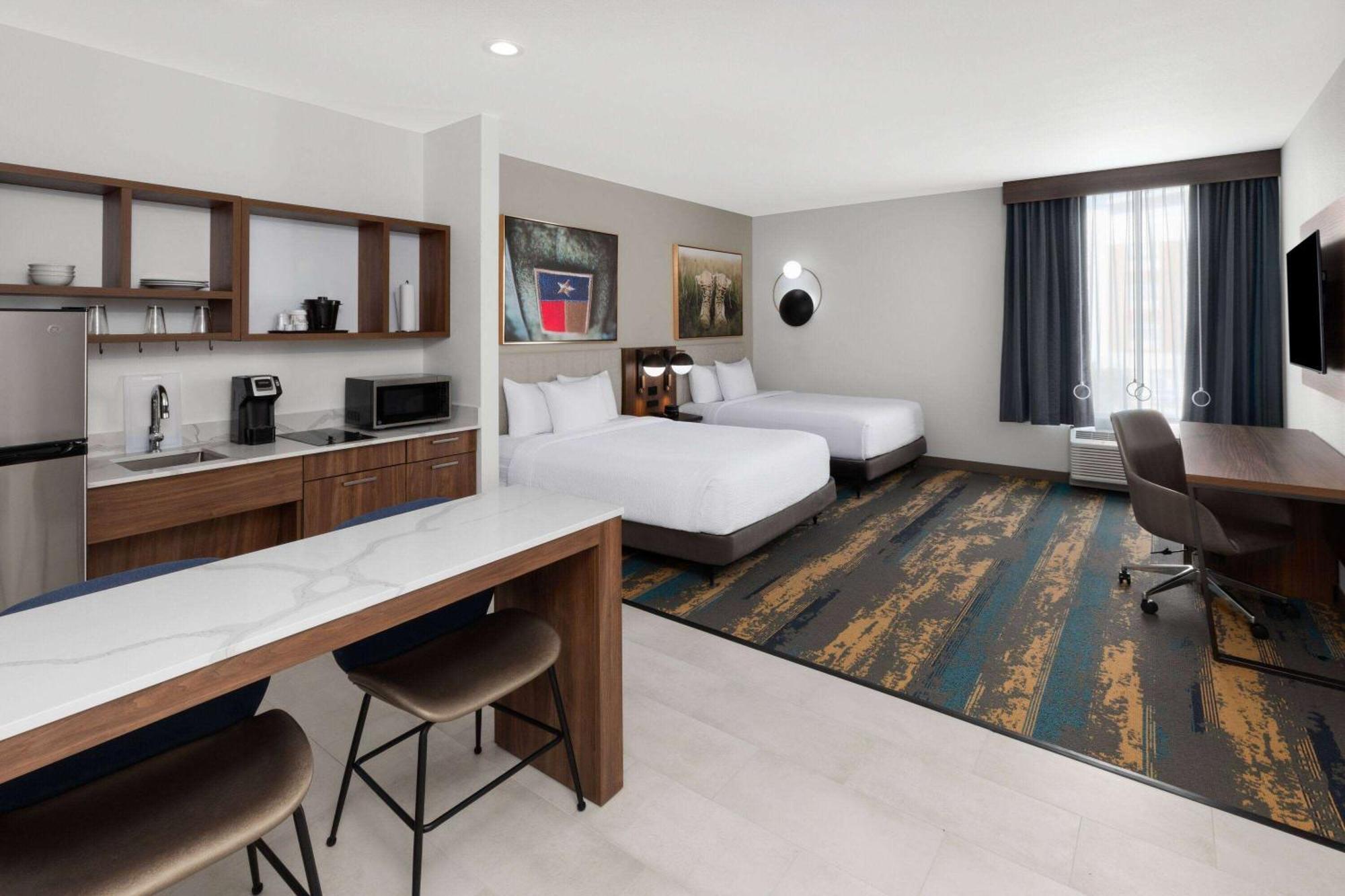La Quinta Inn & Suites By Wyndham San Antonio At The Rim מראה חיצוני תמונה