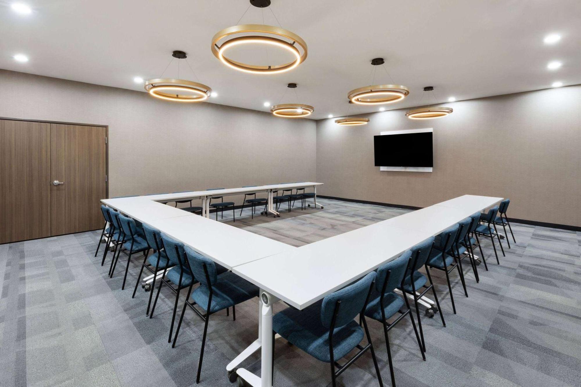 La Quinta Inn & Suites By Wyndham San Antonio At The Rim מראה חיצוני תמונה