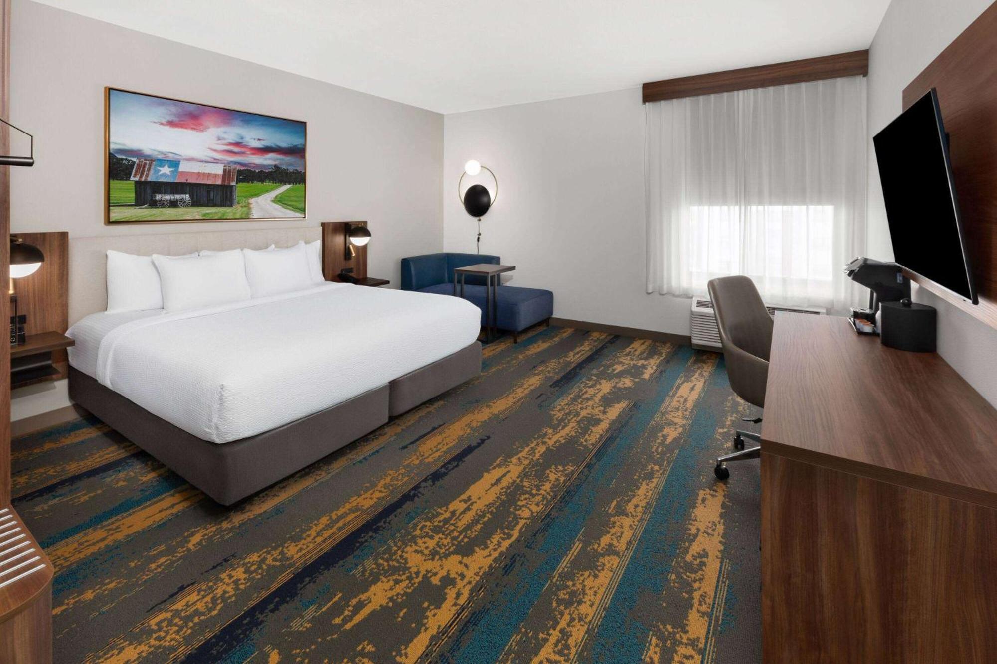 La Quinta Inn & Suites By Wyndham San Antonio At The Rim מראה חיצוני תמונה